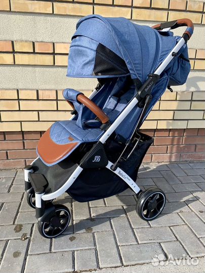Прогулочная коляска новая