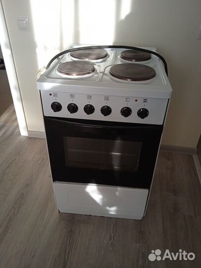 Продам электрическую плиту