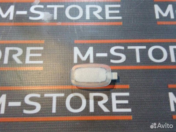 Плафон освещения Mercedes-Benz S-Class W221