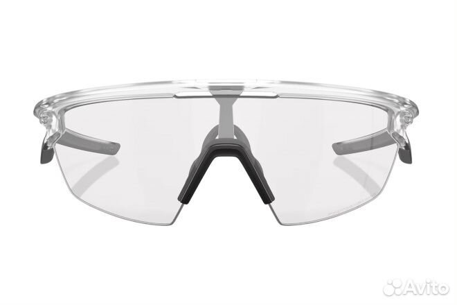 Очки Oakley Sphaera / Matte Clear To Black Irid