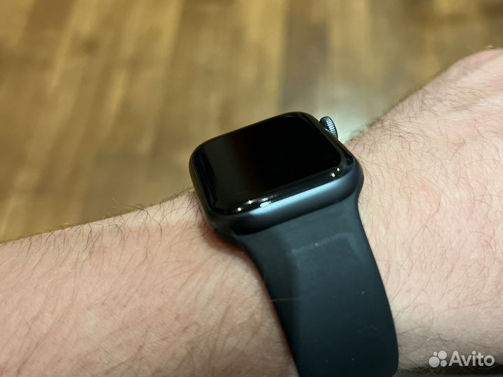 Часы apple watch 4 40 mm