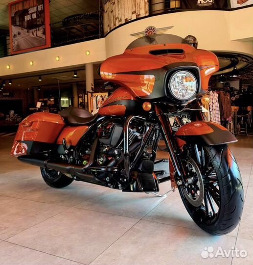 Harley-Davidson Street Glide Special
