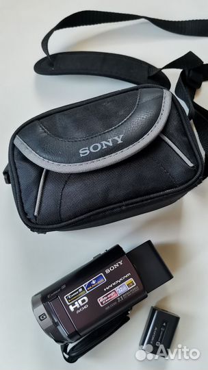 Видеокамера Sony Handycam