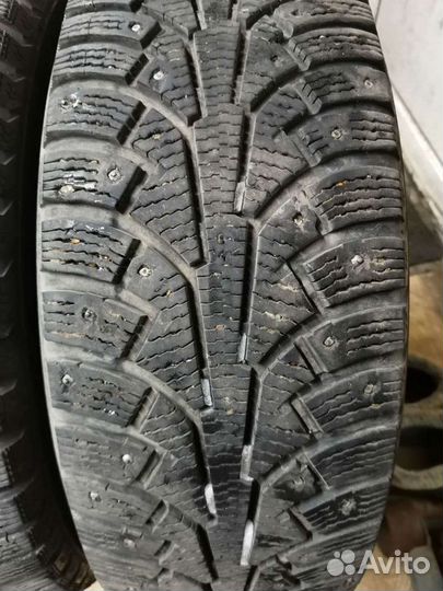 Nokian Tyres Hakkapeliitta 5 215/65 R16
