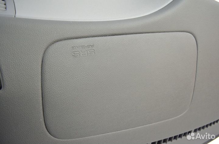 Торпедо панель приборов Kia Rio 1