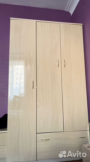 Продам шкаф