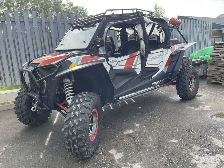 Polaris RZR 4 Turbo