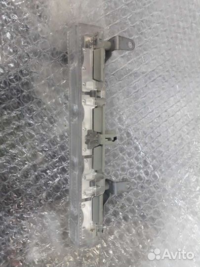 Стоп сигнал toyota camry v40