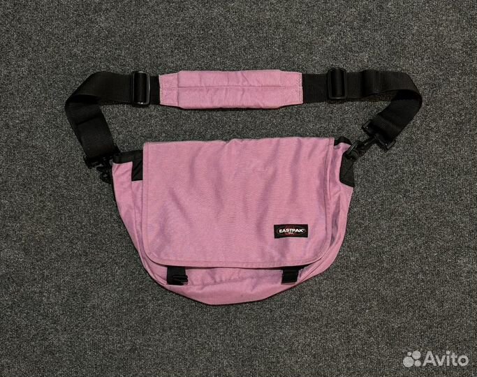 Сумка мессенджер eastpak usa