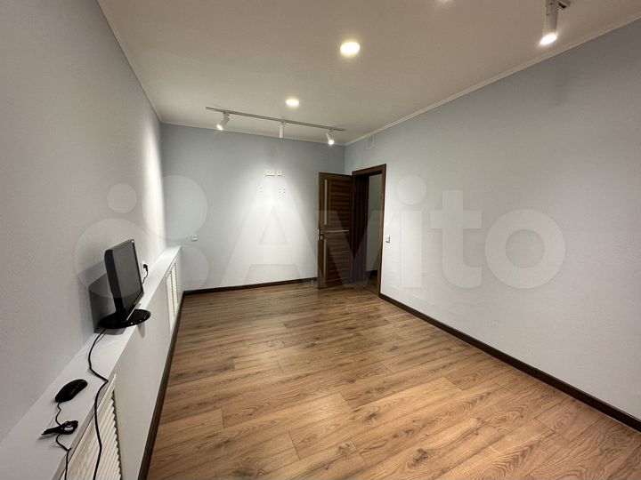 Офис, 70 м²
