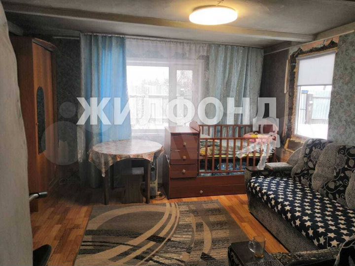 Дом 45 м² на участке 10 сот.