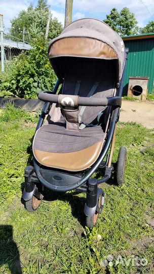 Прогулочная коляска