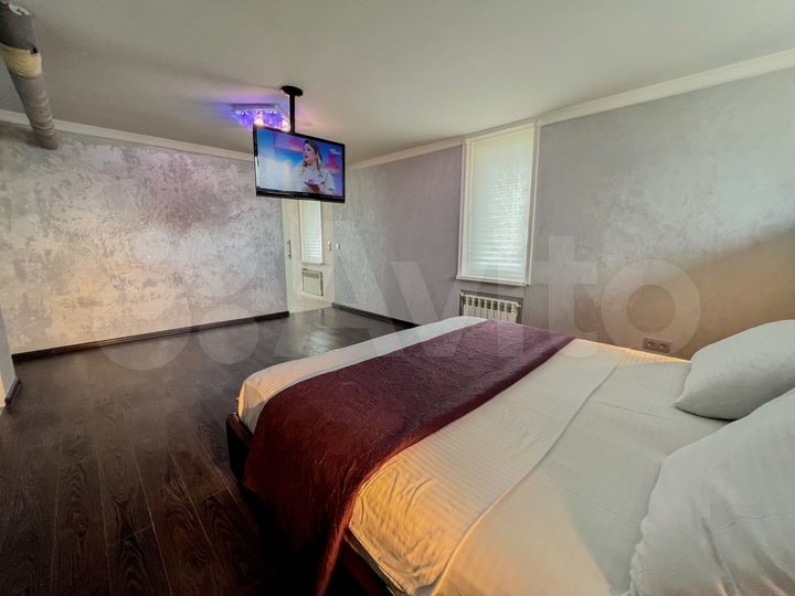 2-к. квартира, 130 м², 17/17 эт.