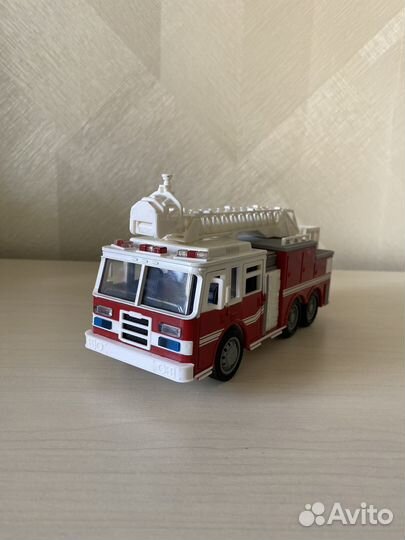 Игрушка пожарная машина