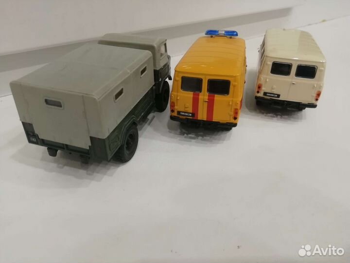 Модель автомобиля УАЗ 3741, УАЗ 452Б, Газ 62