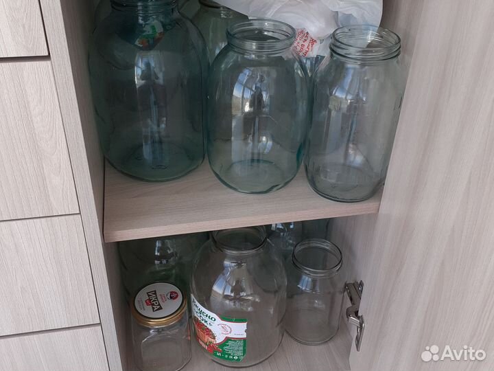Банка стеклянная разные