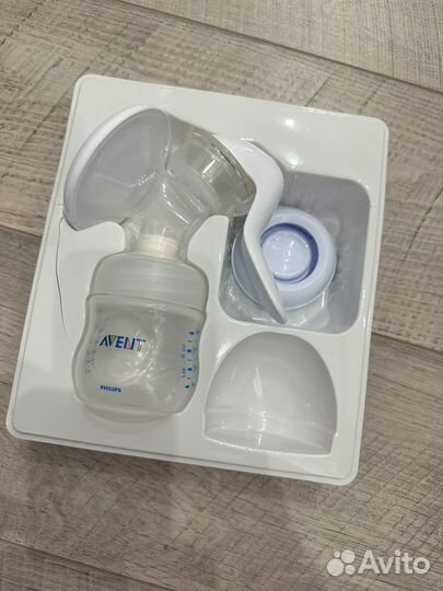 Молокоотсос avent ручной новый