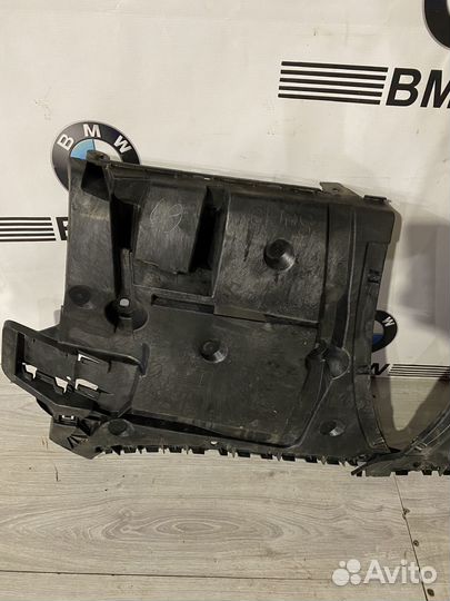 Крепление/кронштейн заднего бампера BMW 5 G30