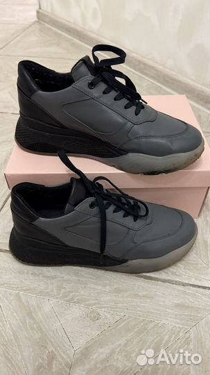 Кроссовки Эконика 40