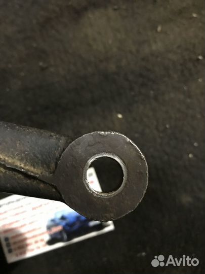 Кулак передний правый Митсубиси Галант Galant E3