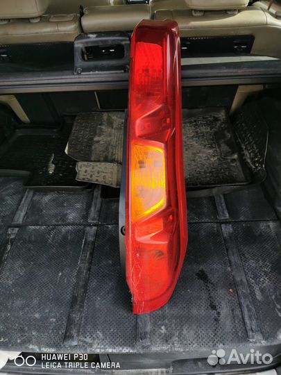 Фонарь Ниссан Хтрейл Т31 до рестайл