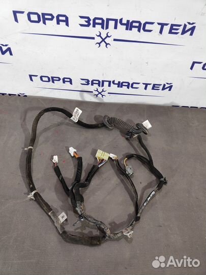 Проводка двери задней левой Kia Opirus 2007