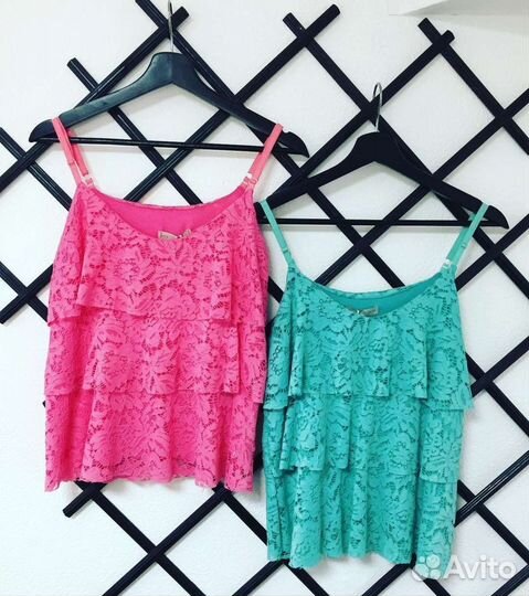 Топ на бретелях