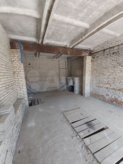 Гараж, > 30 м²