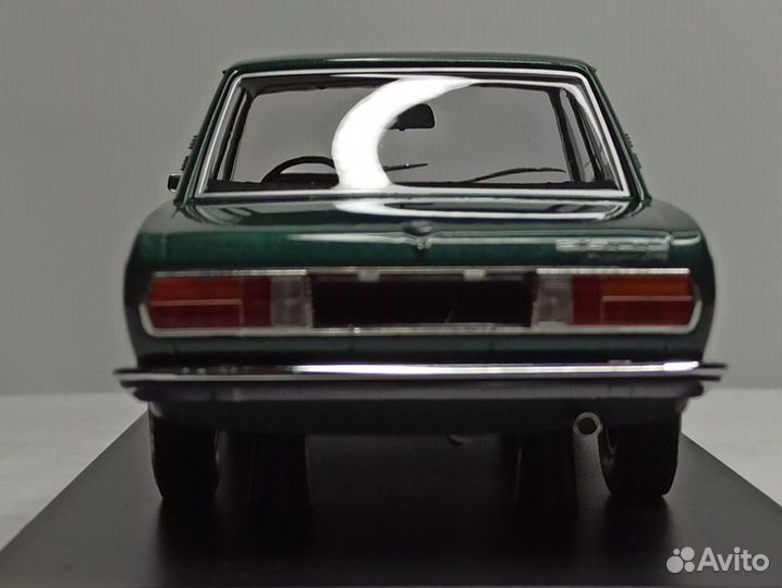 Bmw 2500 - 1968 Green 1:18 Minichamps