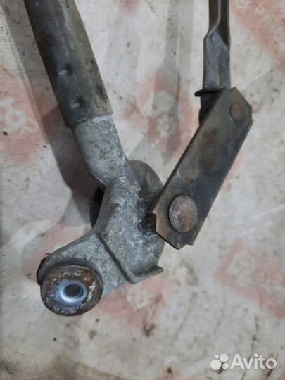 Трапеция стеклоочистителя Mitsubishi Outlander