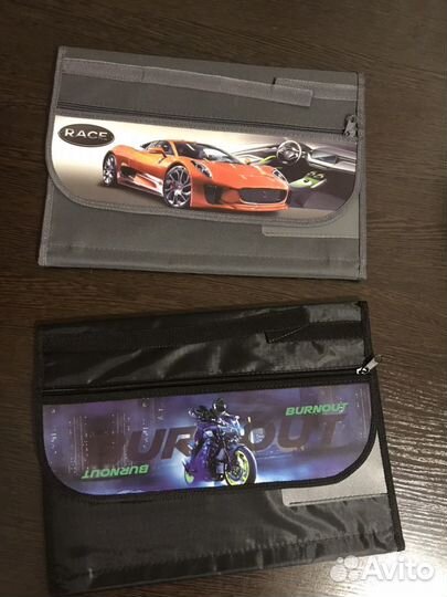 Папки для школьника новые