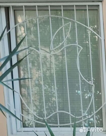 Решетки защитные на дверь и окно высокохудож
