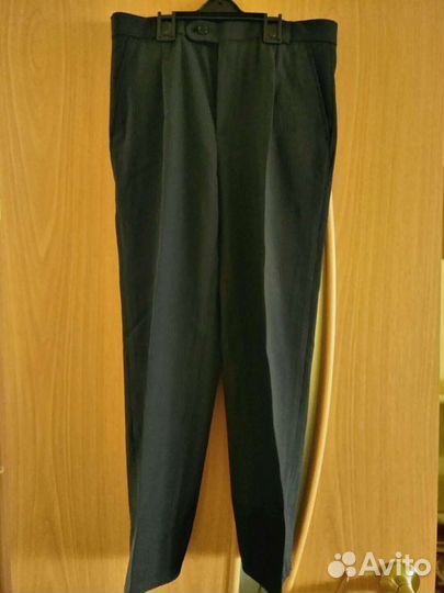 Школьный Костюм тройка для мальчика 140, 34раз