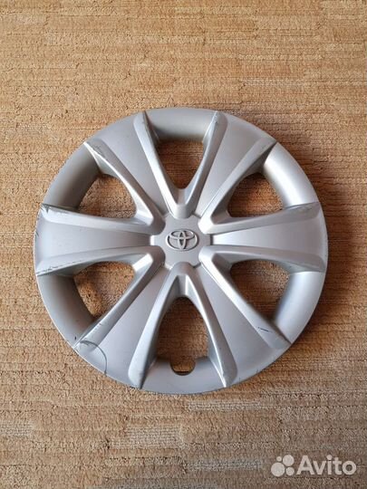 Колпаки колесные Toyota R16 оригинал