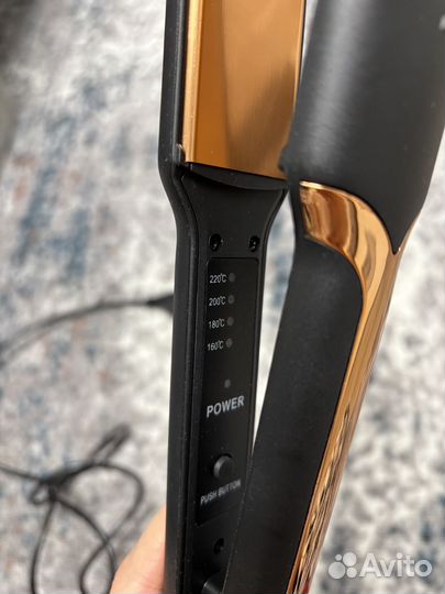 Выпрямитель для волос vitek