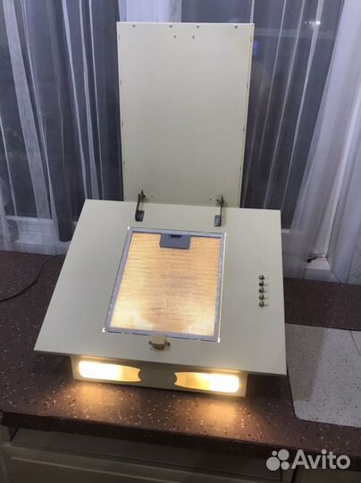 Вытяжка для кухни 50 см наклонная