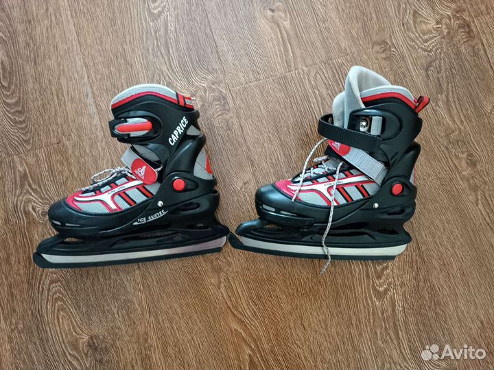 Коньки хоккейные