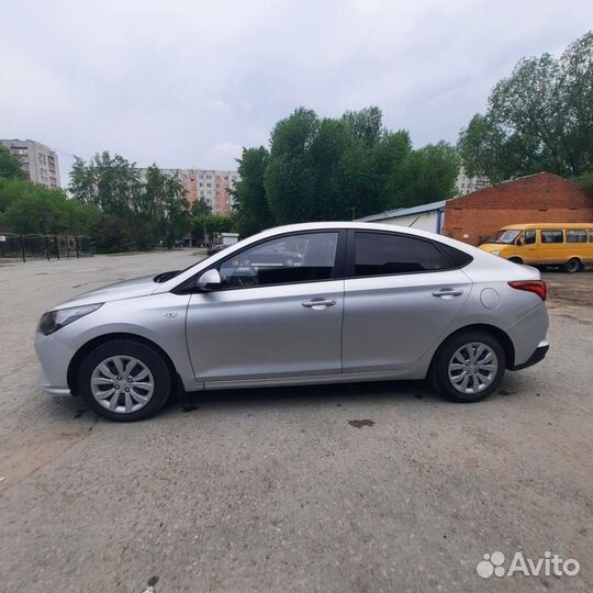 Hyundai Solaris 1.6 AT, 2020, 150 000 км