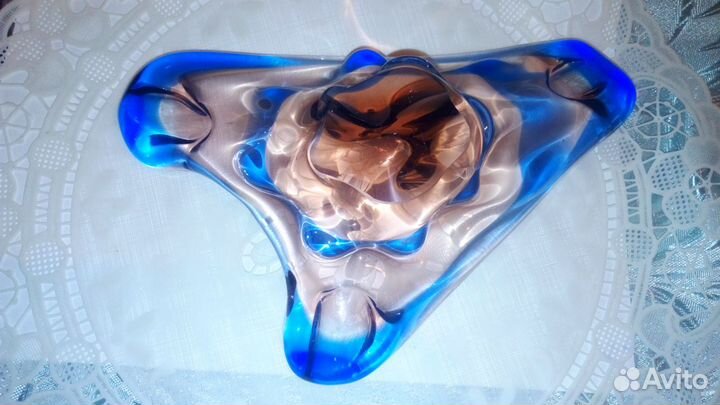 Пепельница. Богемское многоцветное стекло