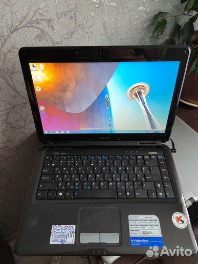 Ноутбук asus