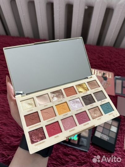 Косметика пакетом тени nyx