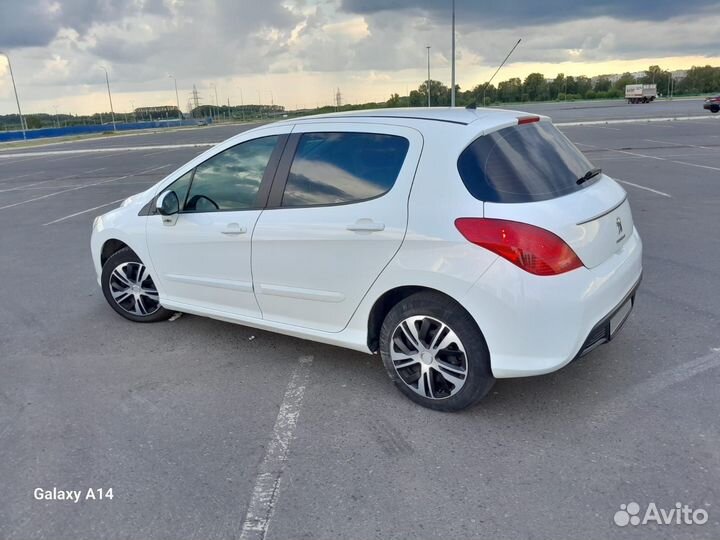 Peugeot 308 1.6 AT, 2011, 177 000 км