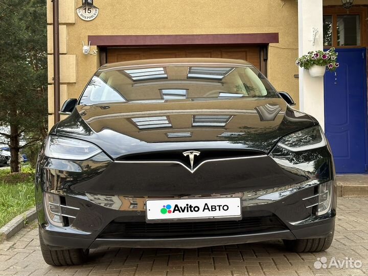 Tesla Model X 329 л.с. AT, 2016, 210 000 км