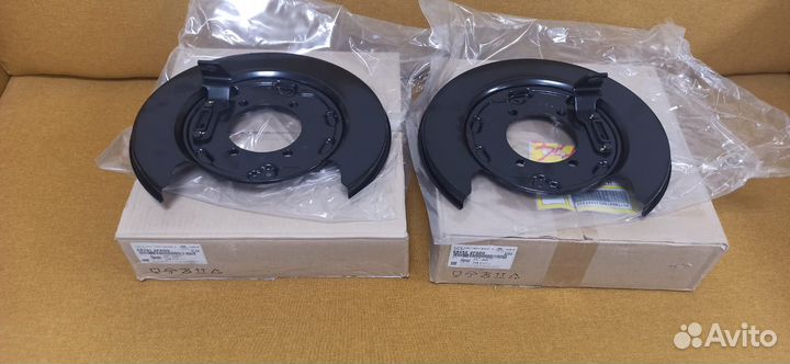 Пыльник заднего тормозного диска Sorento XM