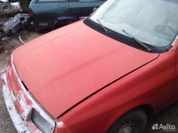 Капот Ford Sierra