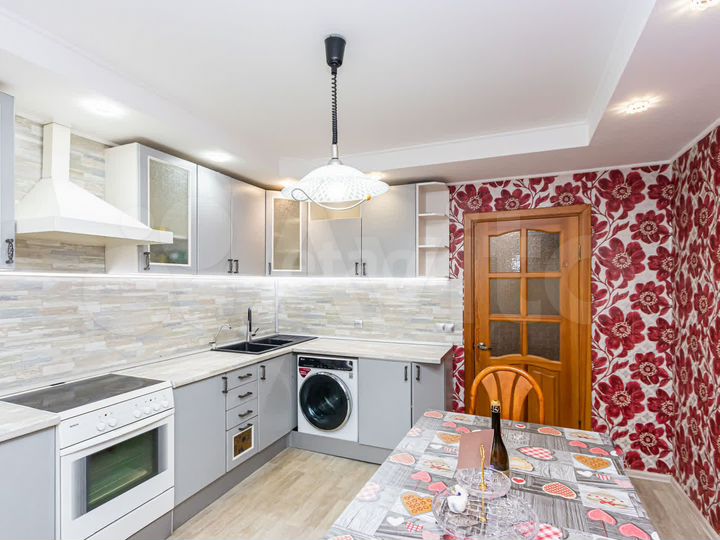 4-к. квартира, 109,5 м², 6/9 эт.