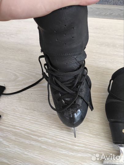 Фигурные коньки edea overture 215