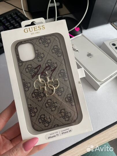 Чехол Guess iPhone 11/ iPhone XR