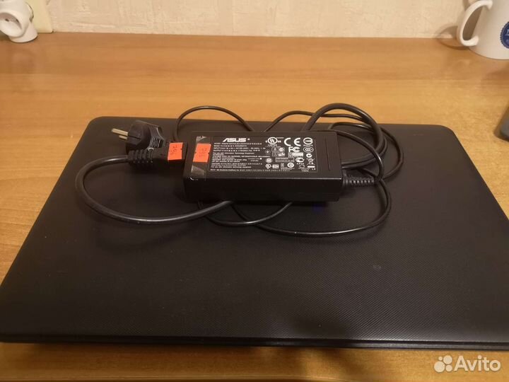 Ноутбук asus