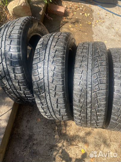 Minerva Eco Stud LT 225/65 R17 150H